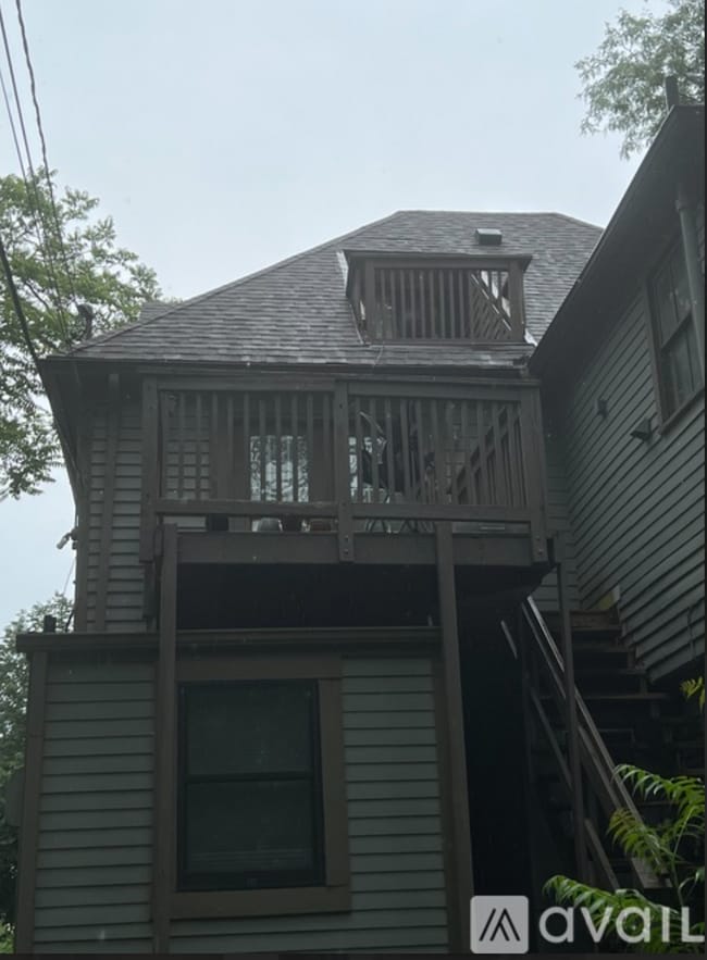 Building Photo - 119 N Hamilton St