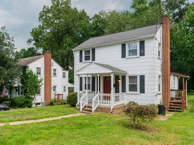 Building Photo - 3 Bedroom in Parkville