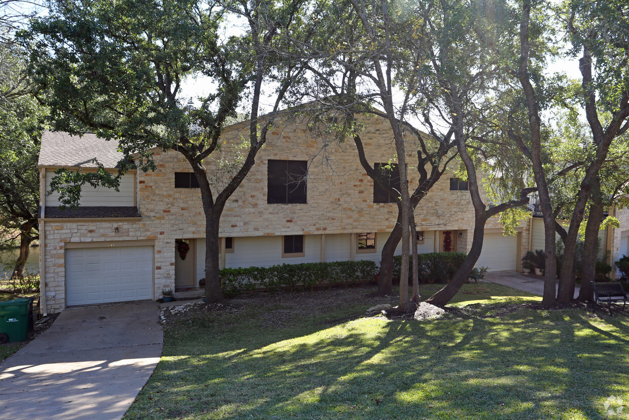 Building Photo - Cherry Hill Townhomes