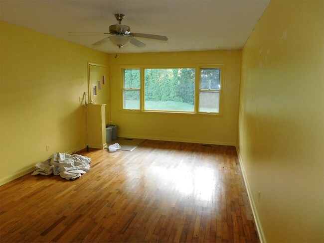 Foto del edificio - 2202 Pond St