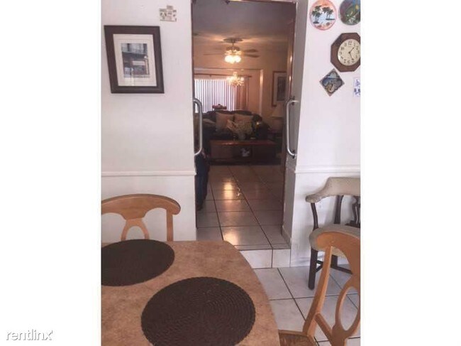 Building Photo - 3 br, 2 bath House - 1036 SW 68th Ct