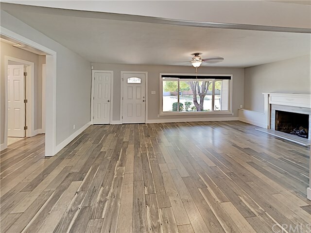 Foto del edificio - 2428 Drayton Dr