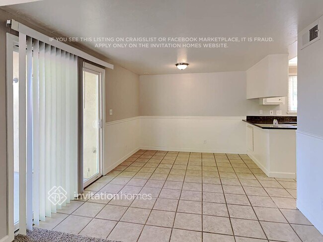 Foto del edificio - 5220 Paragon St