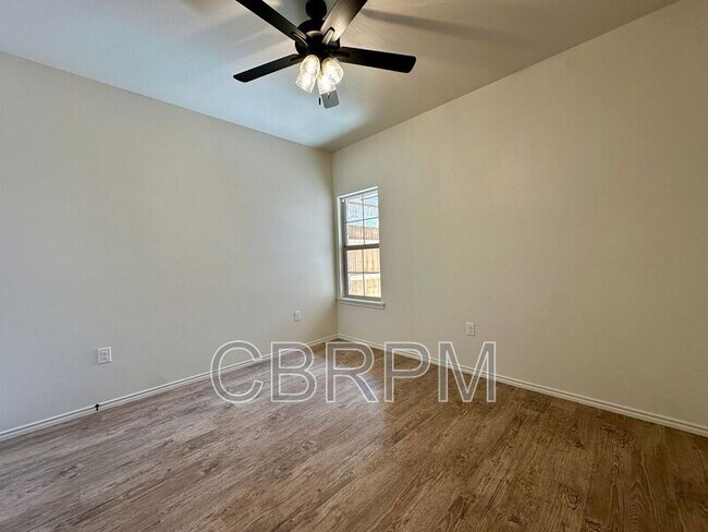 Foto del edificio - 7025 40th St