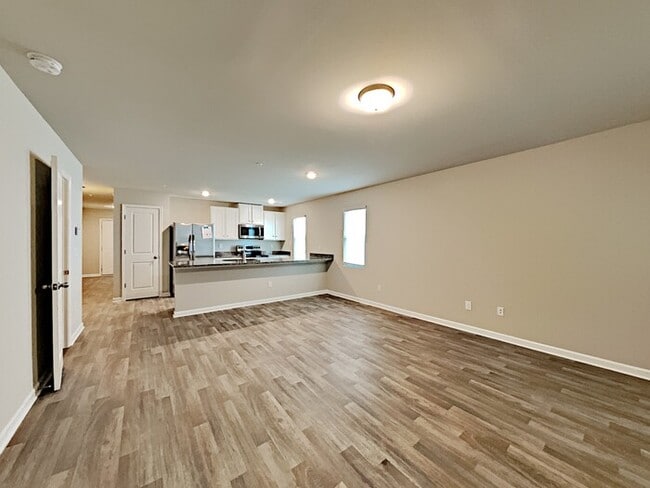 Building Photo - 2146 Belmont Cir NE