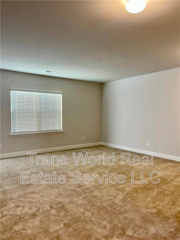 Foto del edificio - 5689 Wheeler Ridge Rd