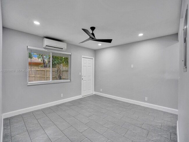 Foto del edificio - 951 SW 30th St