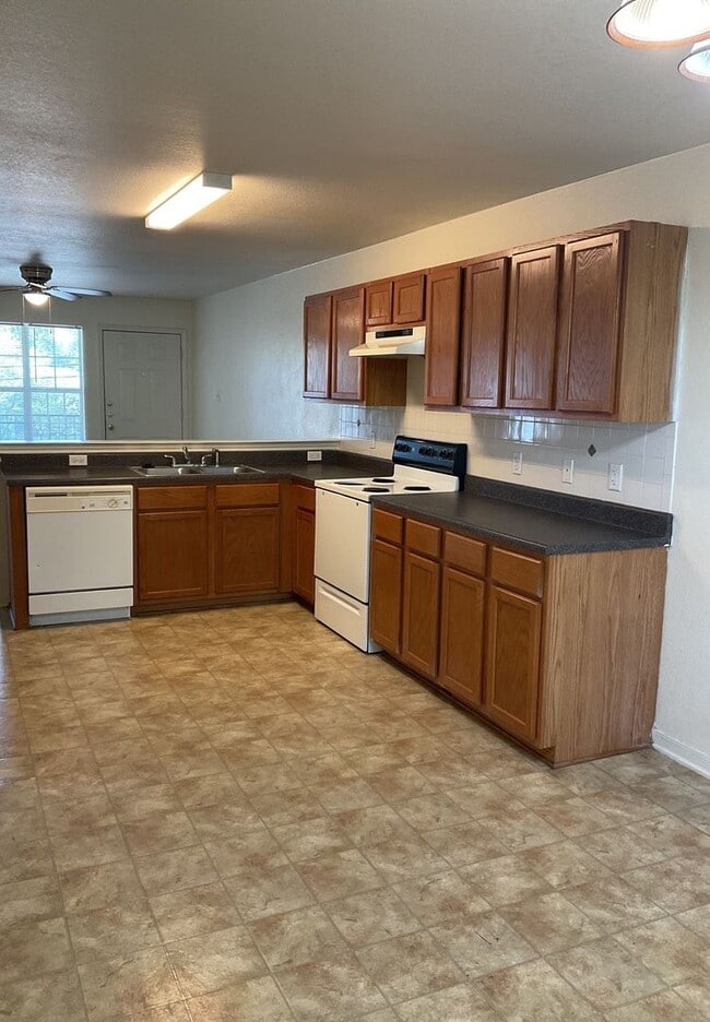 Building Photo - 2317 Terrace Drive (A-D)