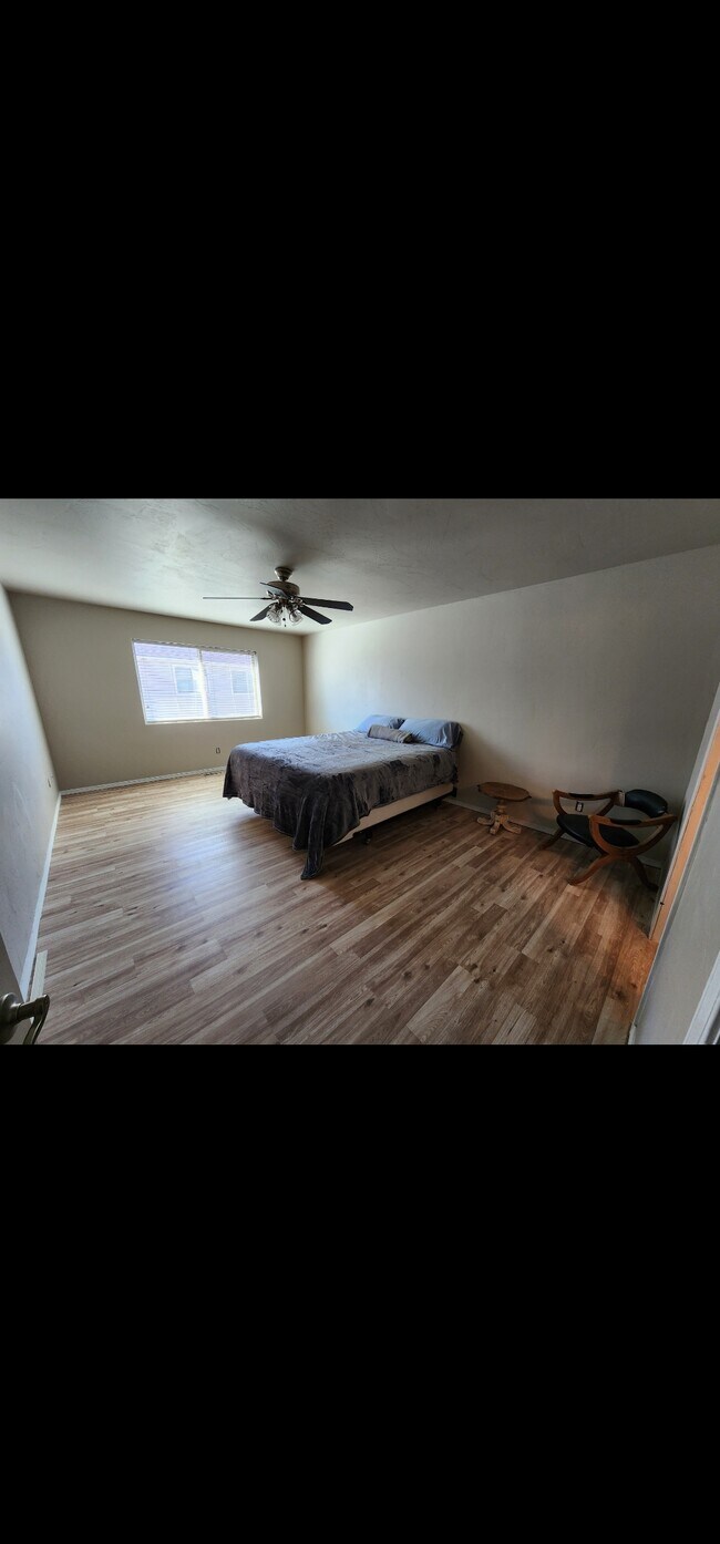 Building Photo - 1393 Kremer Dr