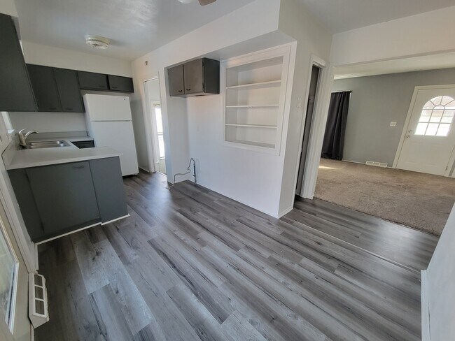 Foto del edificio - 1206 Lincoln Ave