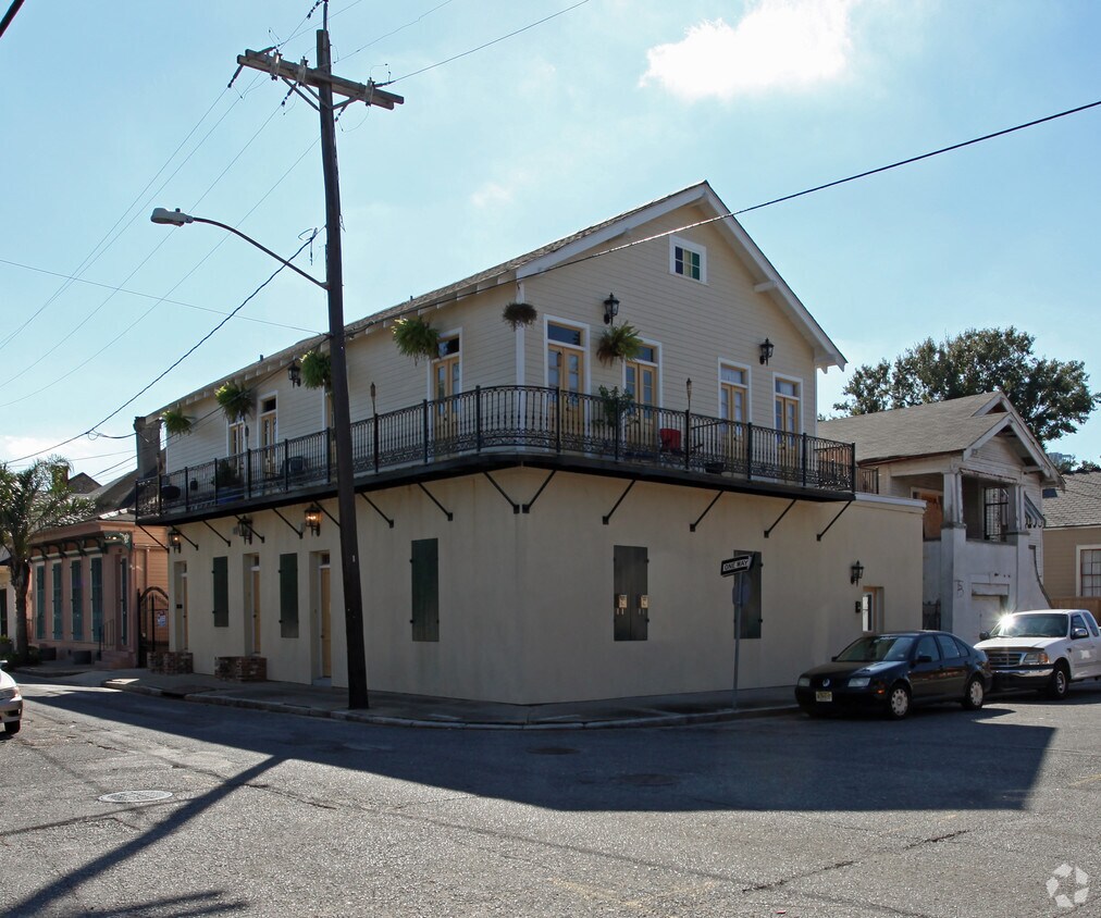 Foto principal - 1134-1136 Ursulines Ave