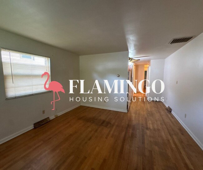 Foto del edificio - 4315 Sheller Ave