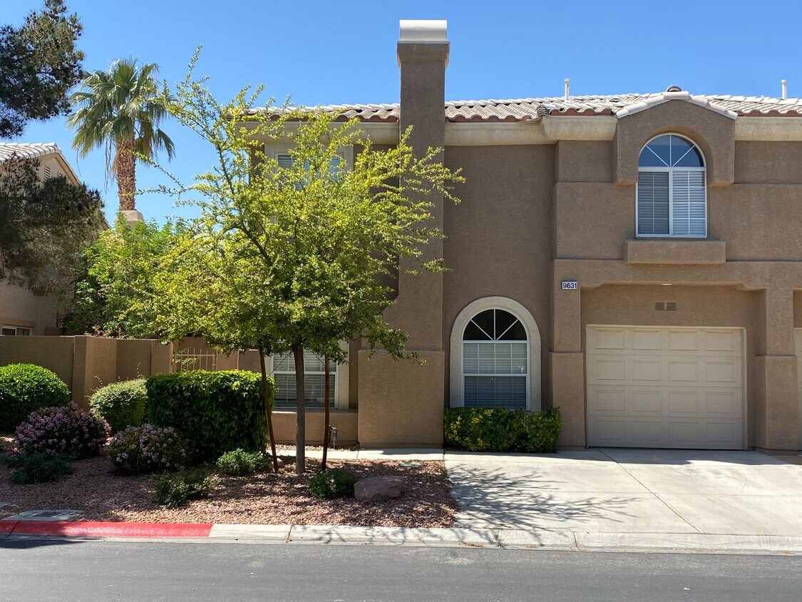 Primary Photo - Upgraded townhome in gated Silverado Ranch...