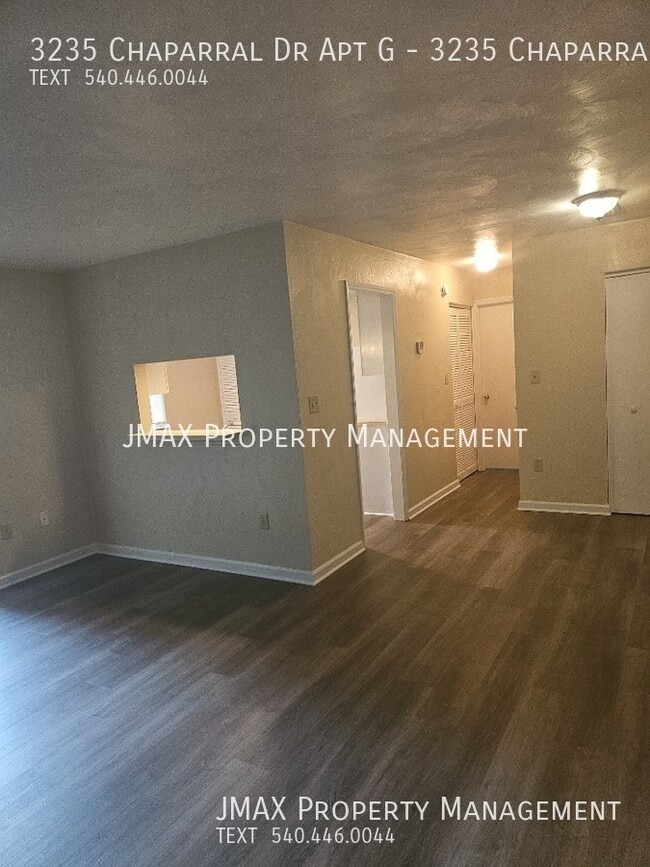 Building Photo - 3235 Chaparral Dr