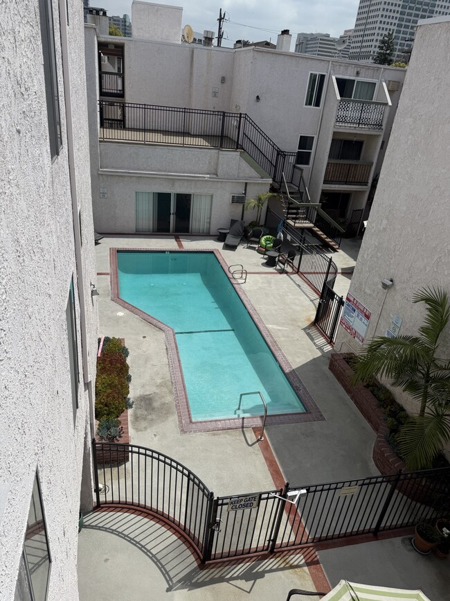 Foto del edificio - 409 Burchett St