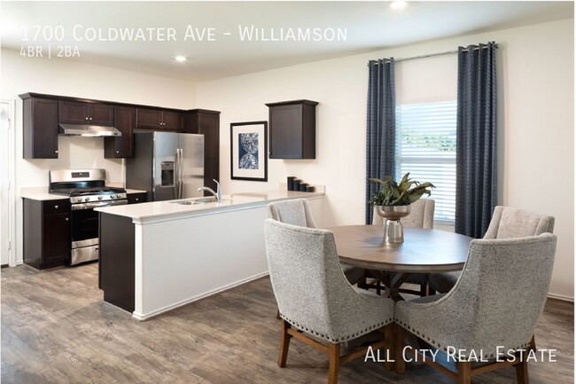 Foto del edificio - 1700 Coldwater Ave