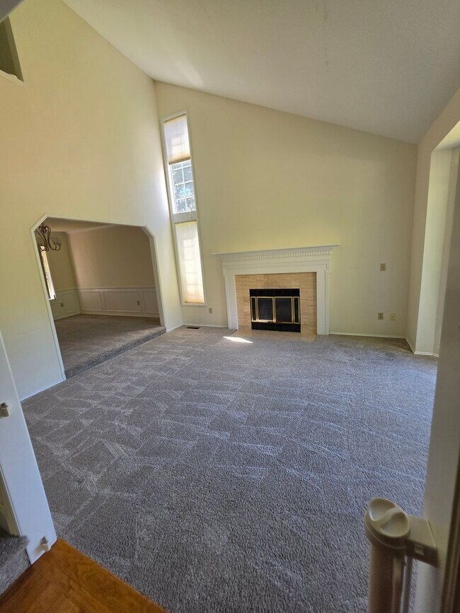 Foto del edificio - Lovely 4 bedroom Somerset Home in Private Wooded Setting