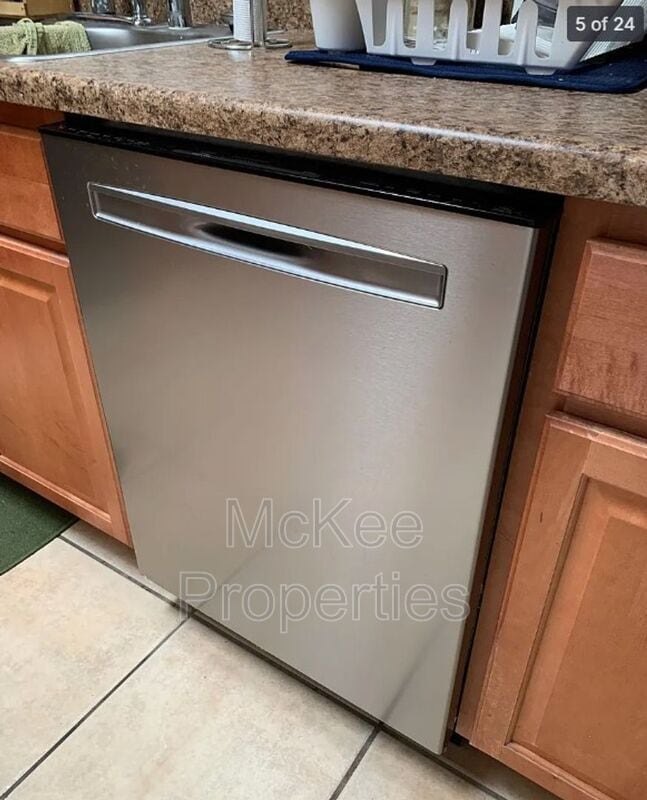 Foto del edificio - 6323 Connie Dr