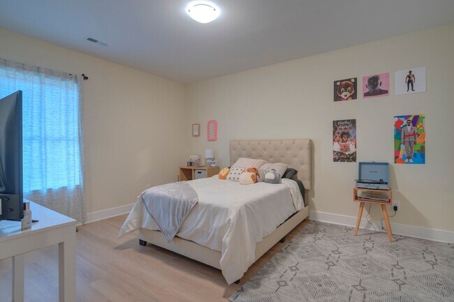 Foto del edificio - Brand New Townhouse Community in Blacksburg!