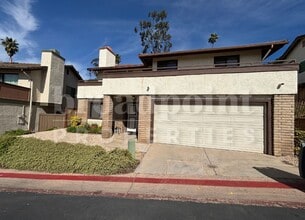 Building Photo - 2148 Skyview Glen