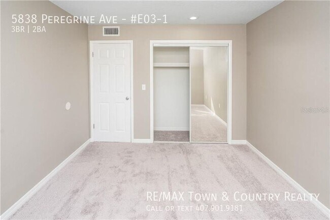 Building Photo - Windhover Lakefront Condo near Universal S...