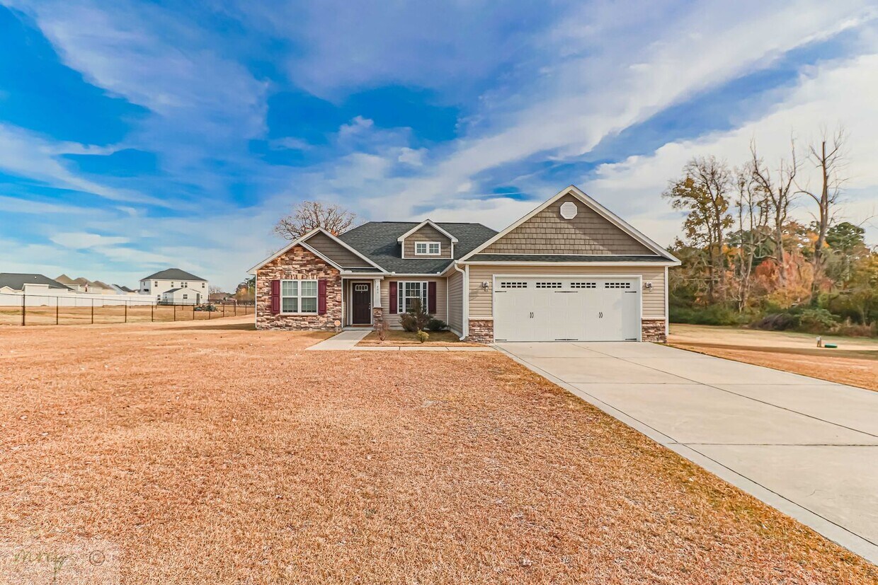 Primary Photo - Charming 3BR|2BA Home in Fieldstone Villag...