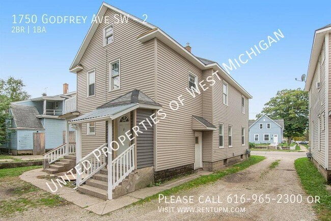 Building Photo - Available Now  | Cozy 2 Bedroom, 1 Bath Up...