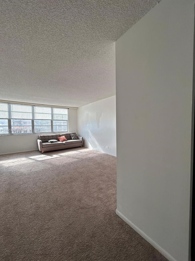 Foto del edificio - 251-174 174th St