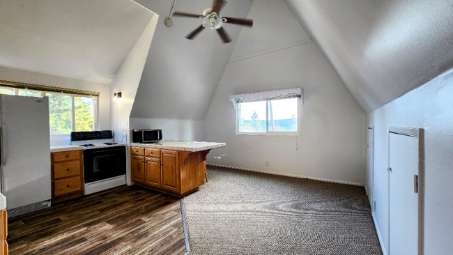 Foto del edificio - 27760 Alpen Dr