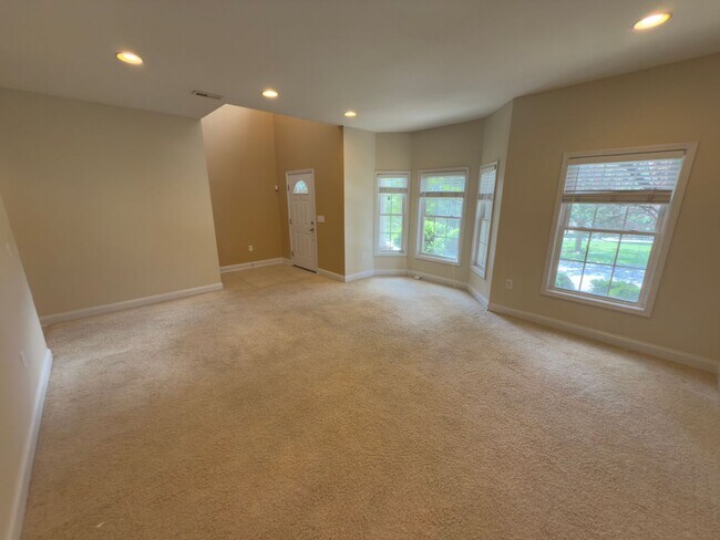 Foto del edificio - Christiansburg, 3 BR / 2.5 BA, Available Now