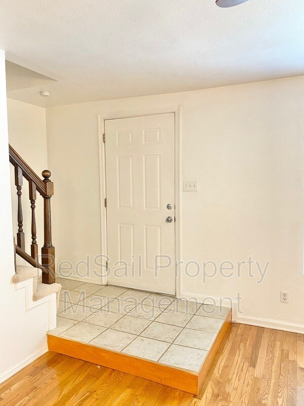 Foto del edificio - 1055 Still-Harbor Cir