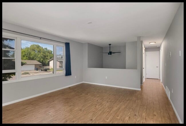 Building Photo - 1585 Valley Forge Rd