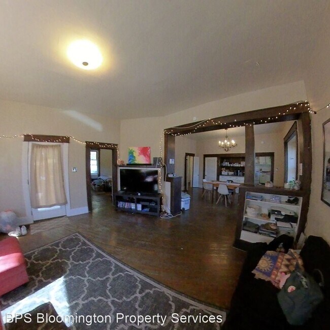 Foto del edificio - 3 br, 1 bath House - 521 E 2nd St