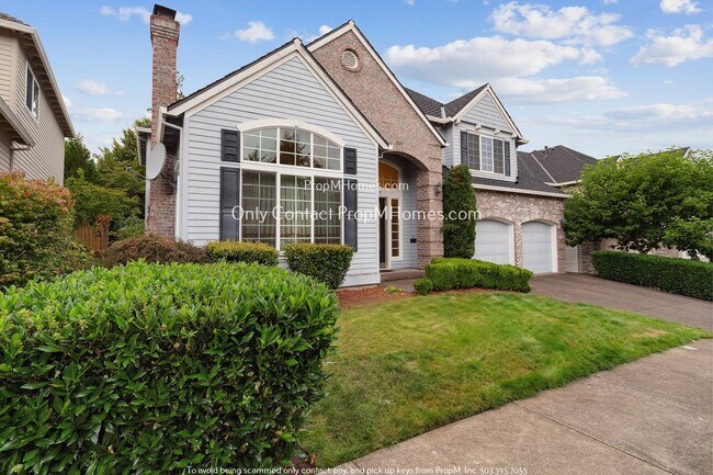 Building Photo - Charming Retreat with Spacious Parking and...