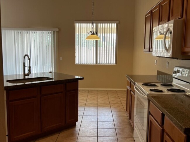 Foto del edificio - Great home in Sun Groves!