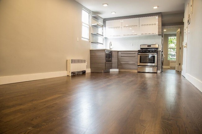 Building Photo - 695 Flushing Ave