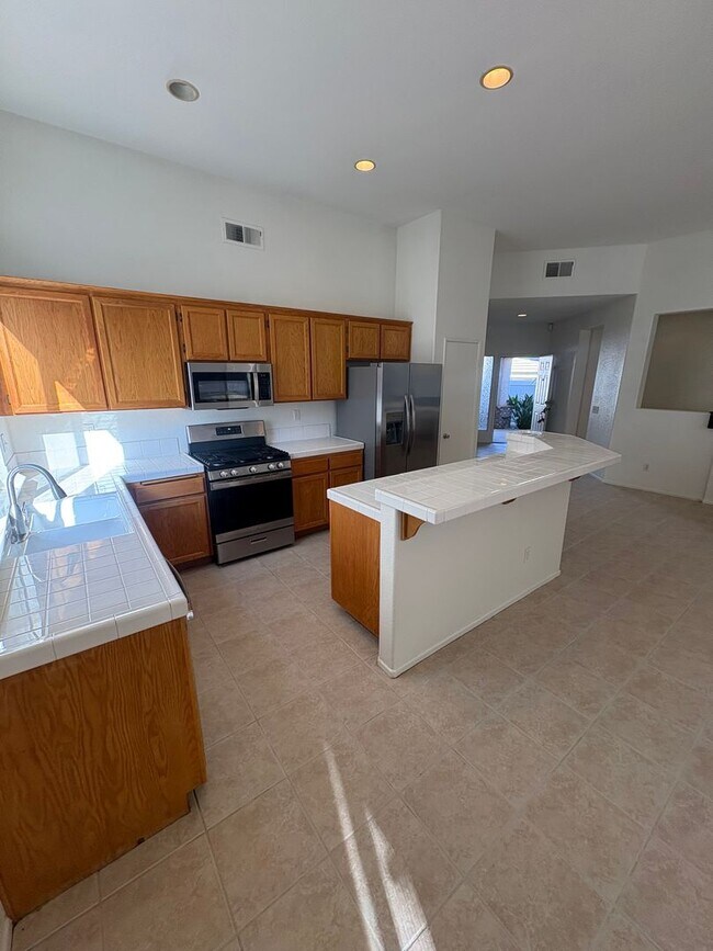 Building Photo - Beautiful Horsethief Canyon Ranch Home located in Corona