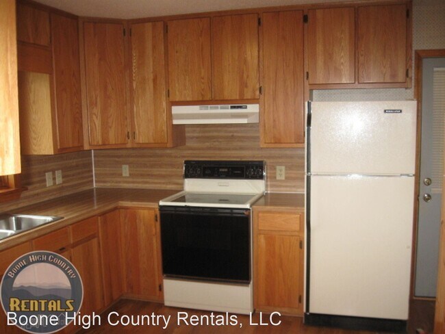 Foto del edificio - 3 br, 2 bath House - 2871 Junaluska Road