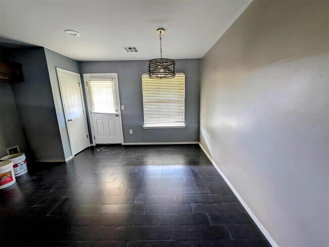 Building Photo - 7909 Chumley Ln
