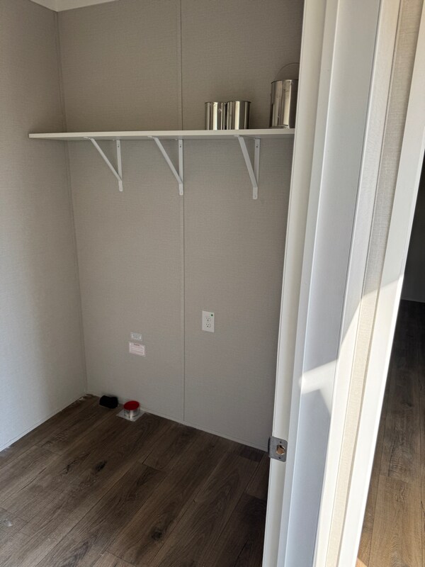 Building Photo - 250 Patriot Ln