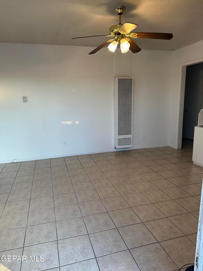 Building Photo - 438 Duran Pl