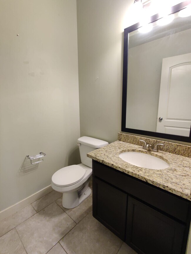 Building Photo - 121 E 8000 S