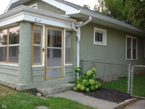 Building Photo - 434 Berkley Rd