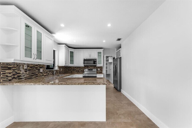 Foto del edificio - 9140 SW 45th Ter