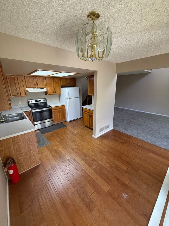 Photo - 1260 E 130th Ave House