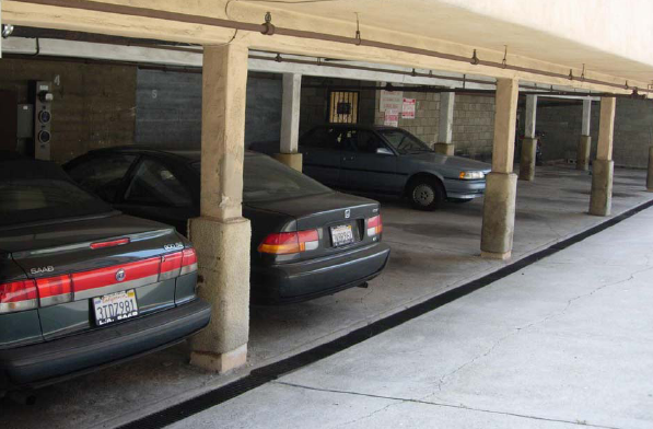 Building Photo - Covered Parking - Miracle Apartments