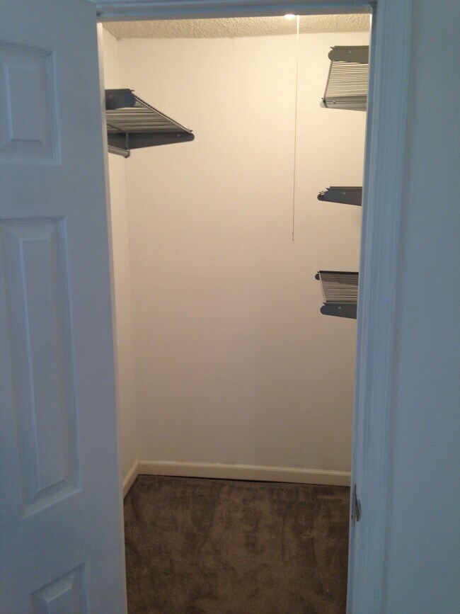 Master closet - 2610 Wade Rd SE