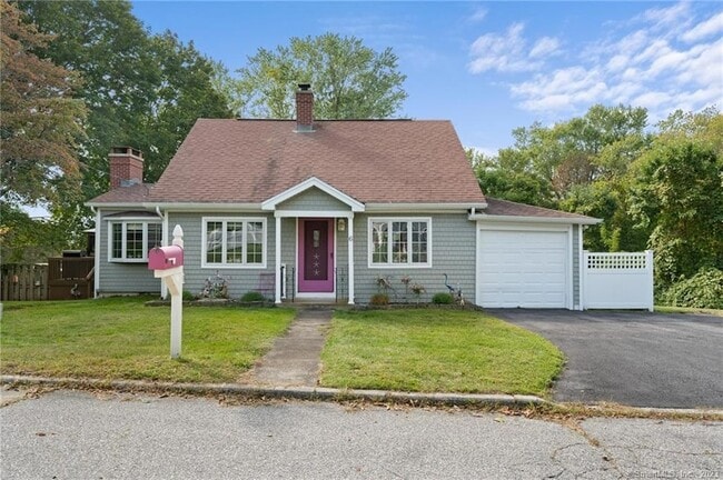 Photo - 6 East St House