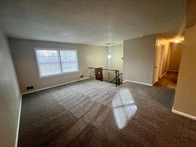 Foto del edificio - 5508 Fruitwood Dr
