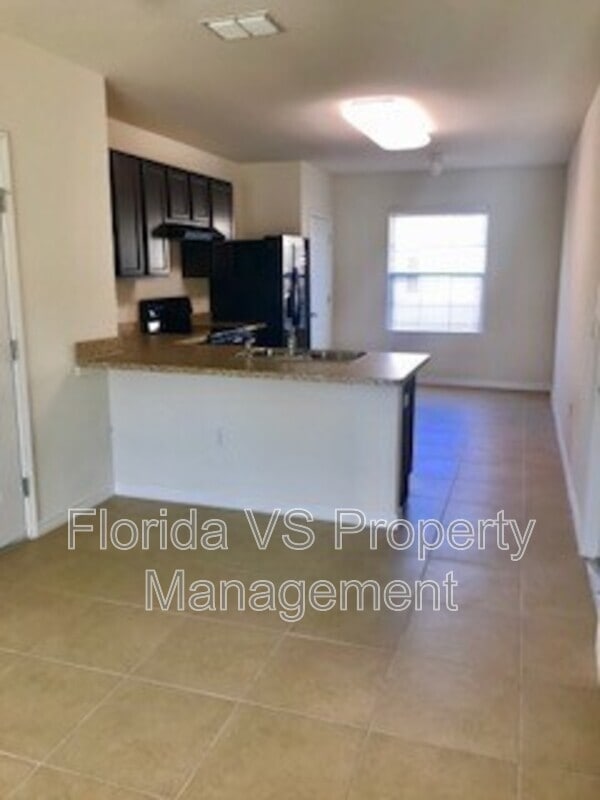 Building Photo - 399 Arbor Lakes Dr